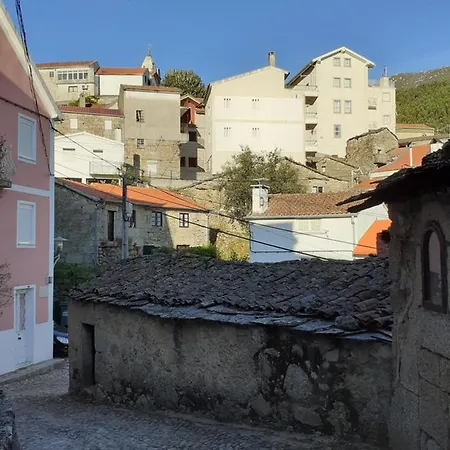 Casa Encantada - Dom wakacyjny Alvoco da Serra