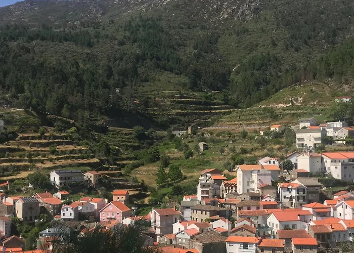 Casa Encantada - Casa de Férias Alvoco da Serra