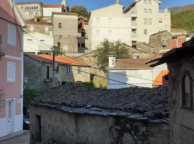 Casa Encantada - Casa de Férias Alvoco da Serra